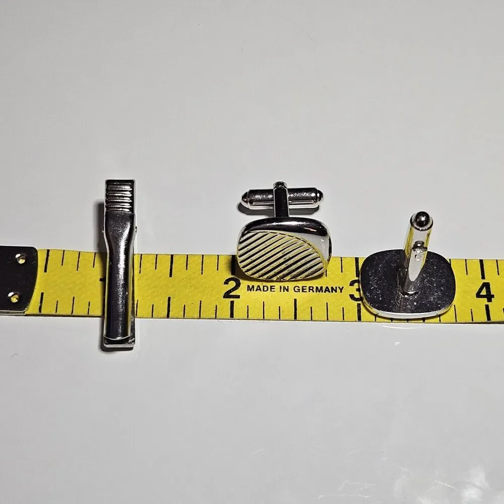 Vintage Silver Tone Textured Tie Clip And Cufflinks